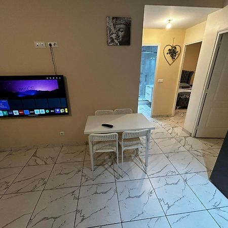 Masion Belle Vue Apartment ซาร์คเซลส์ ภายนอก รูปภาพ