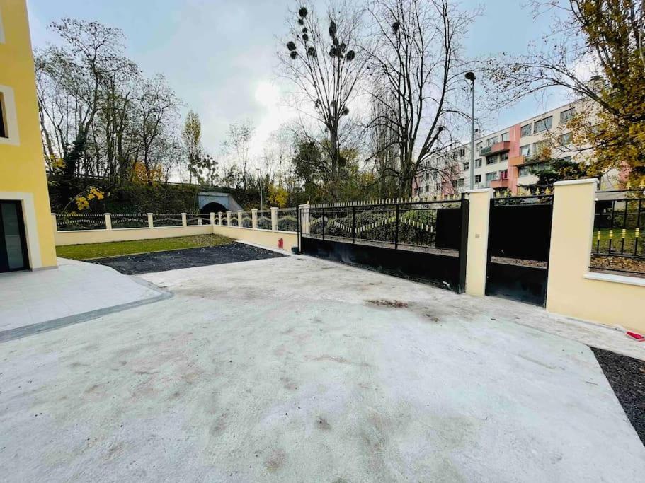 Masion Belle Vue Apartment ซาร์คเซลส์ ภายนอก รูปภาพ